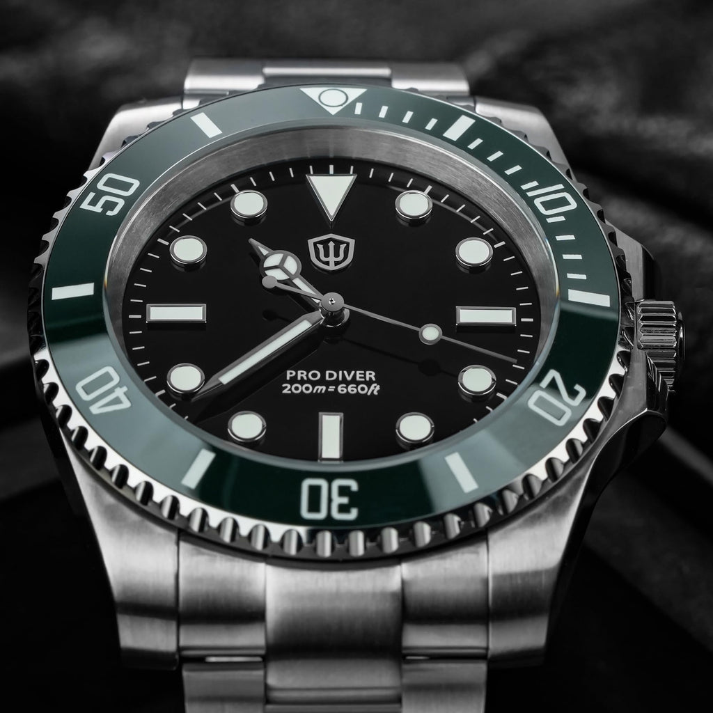 40mm Sapphire Crystal 200m Waterproof Quartz Diver Watch I3804