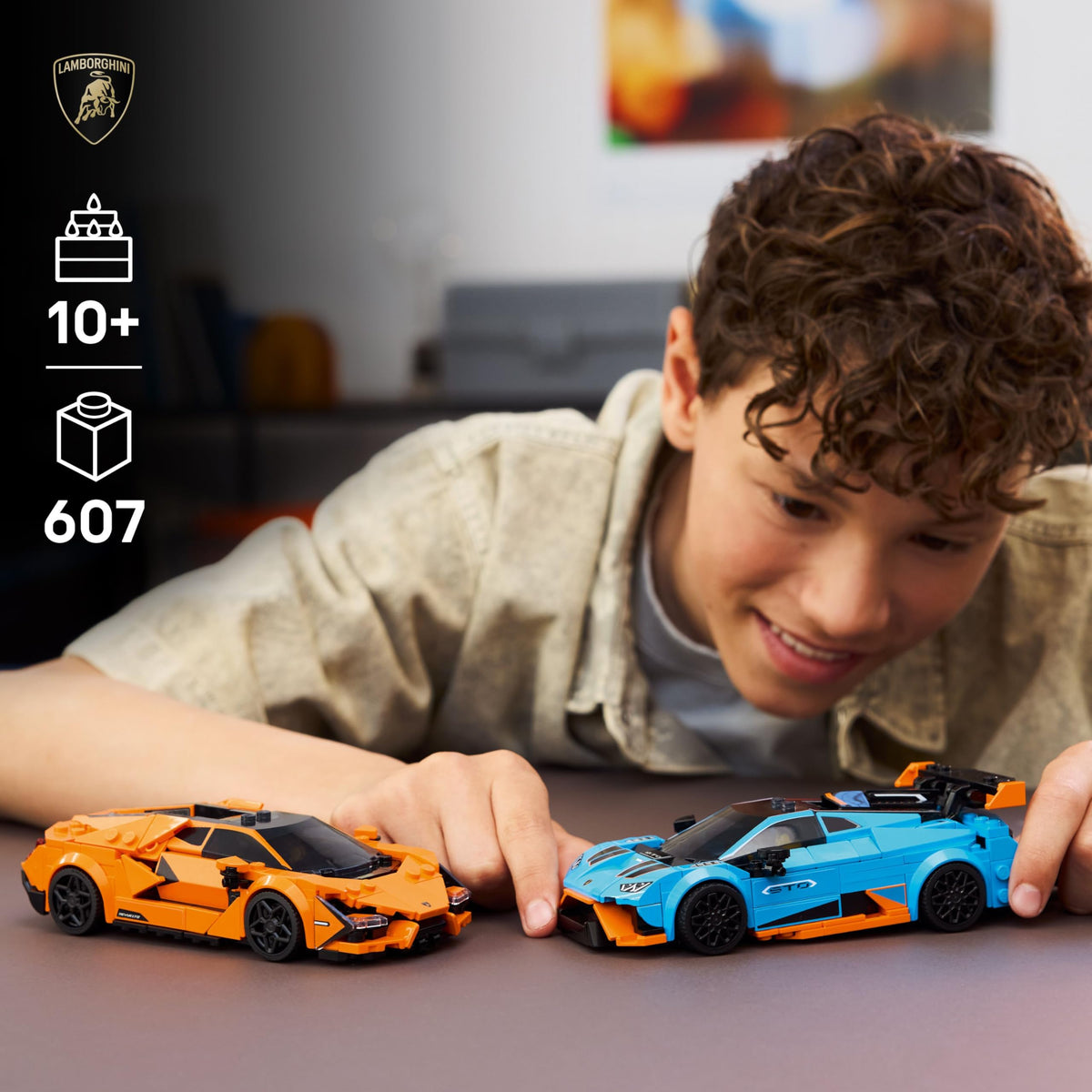 Building Toy Model Car Kit S793513